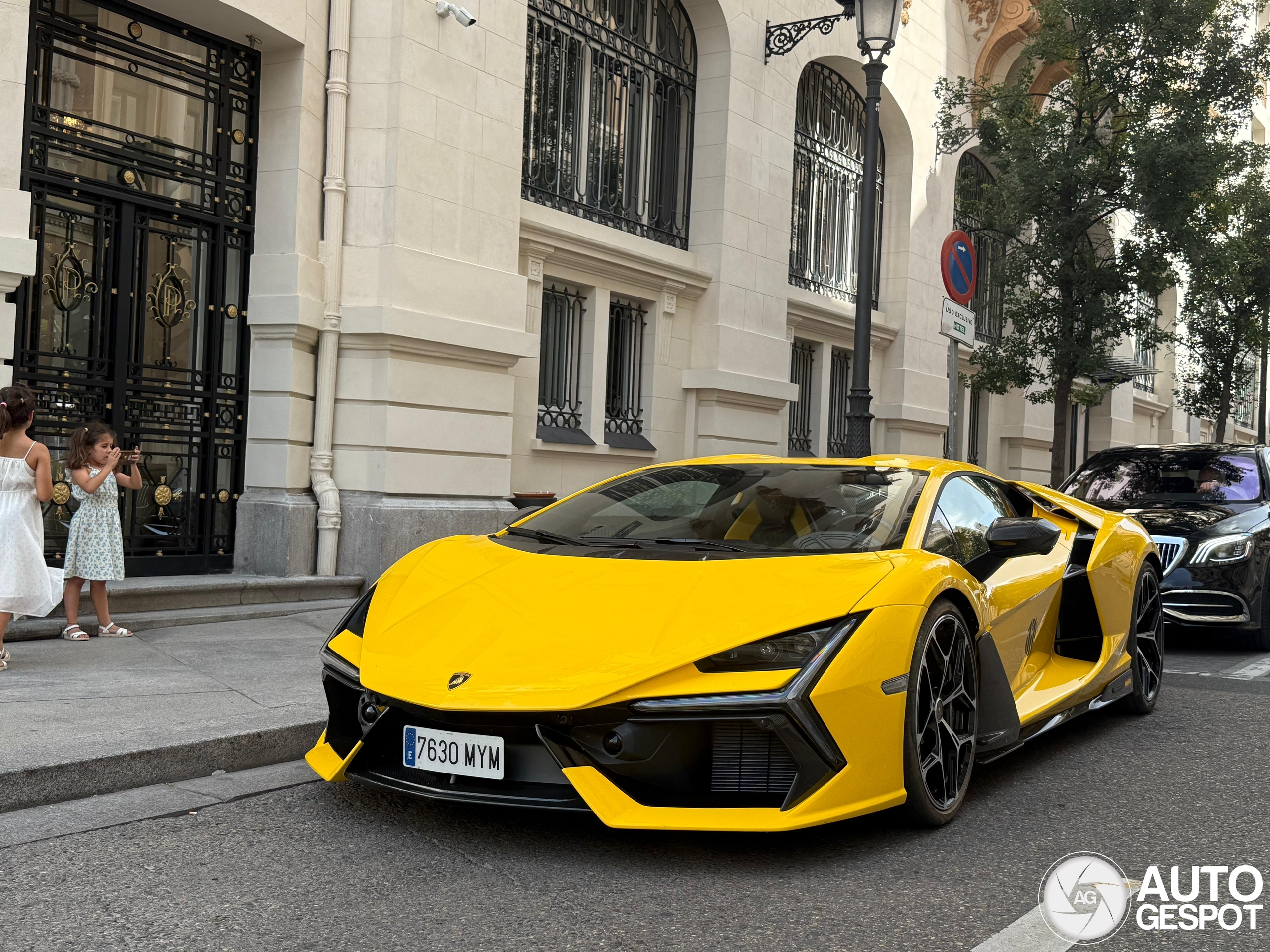 Lamborghini Revuelto