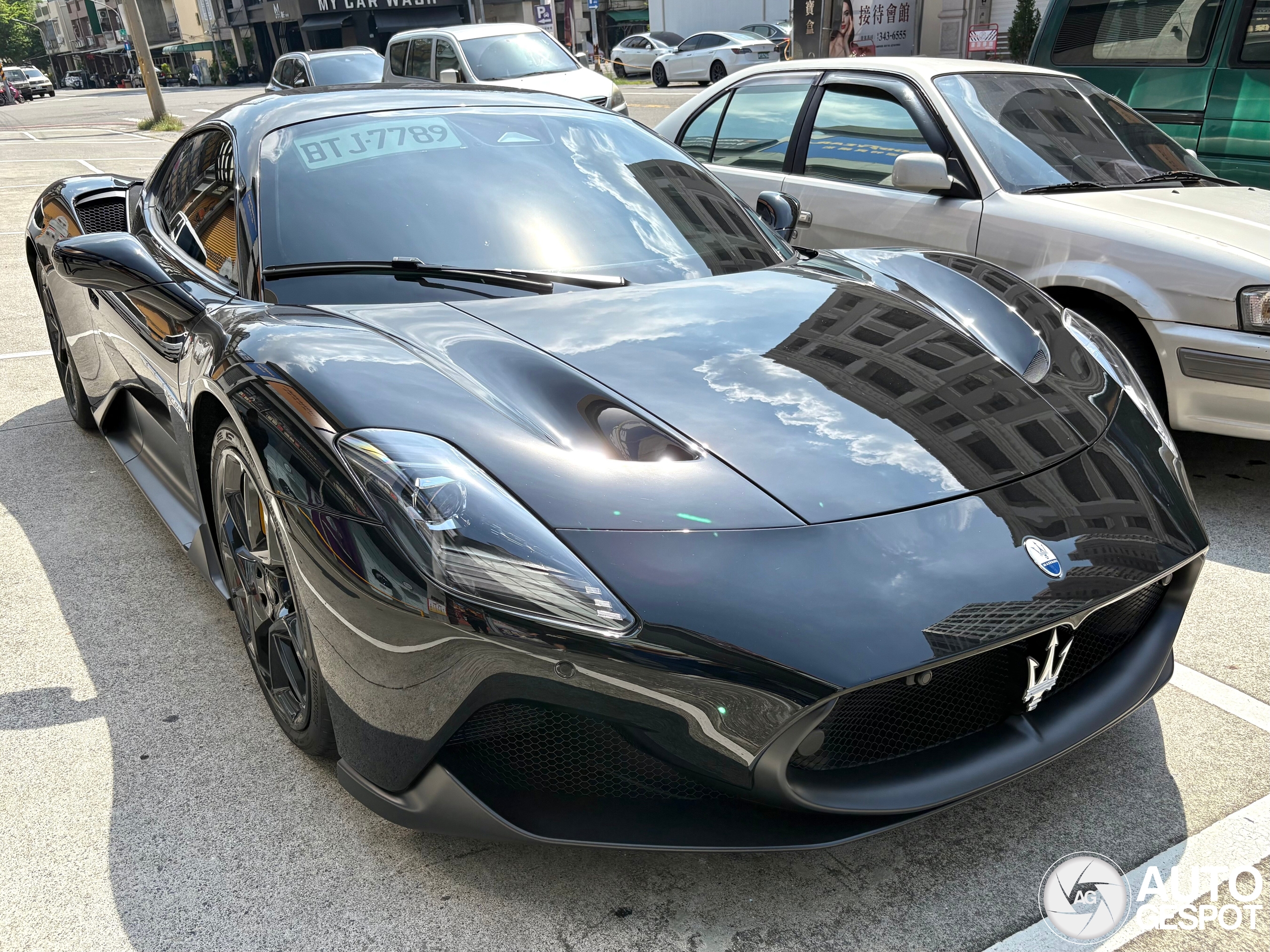 Maserati MC20