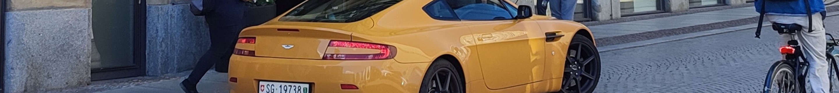 Aston Martin V8 Vantage