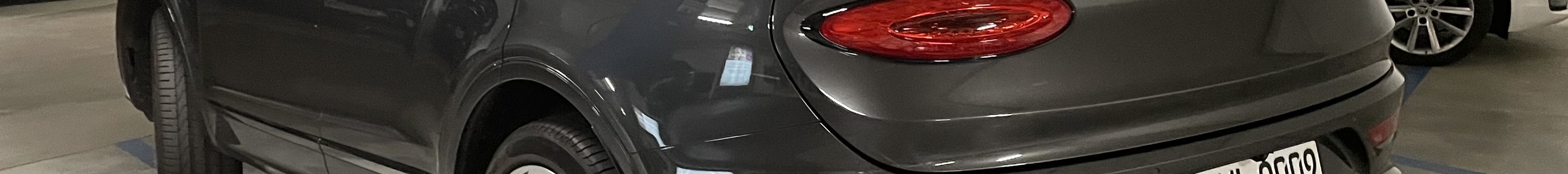 Bentley Bentayga Azure