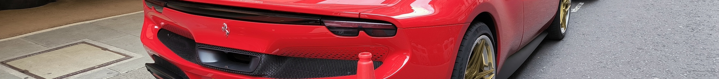 Ferrari 296 GTB