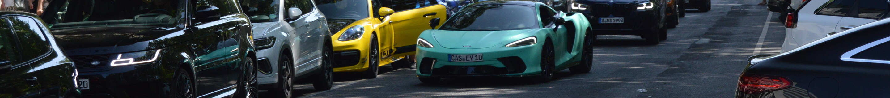 McLaren GT