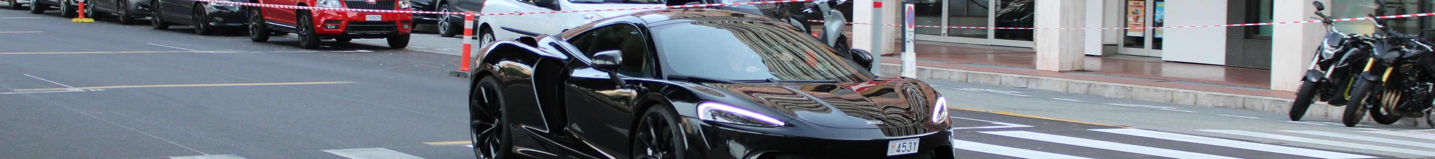 McLaren GTS