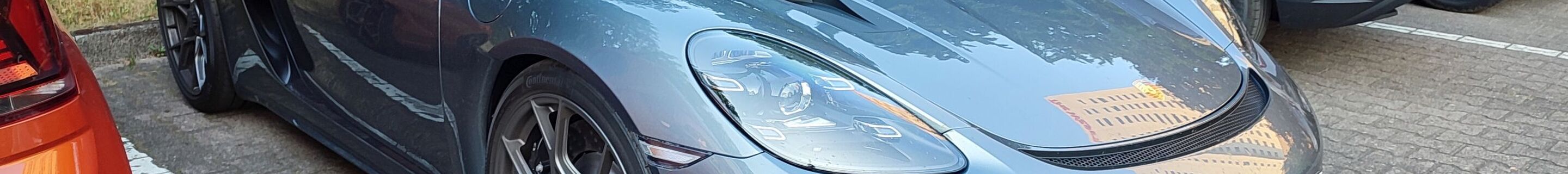 Porsche 718 Spyder RS