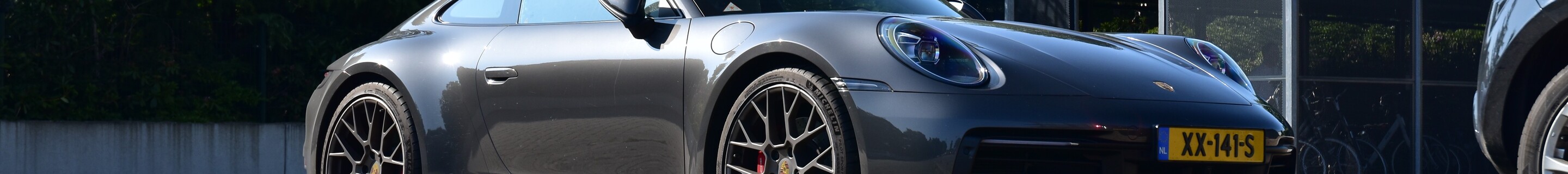 Porsche 992 Carrera 4S