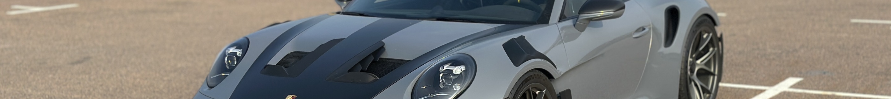 Porsche 992 GT3 RS Weissach Package