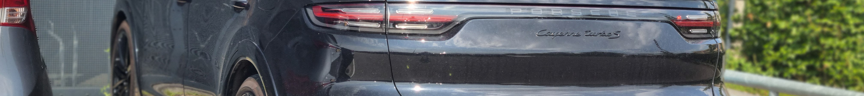 Porsche Cayenne Coupé Turbo S E-Hybrid