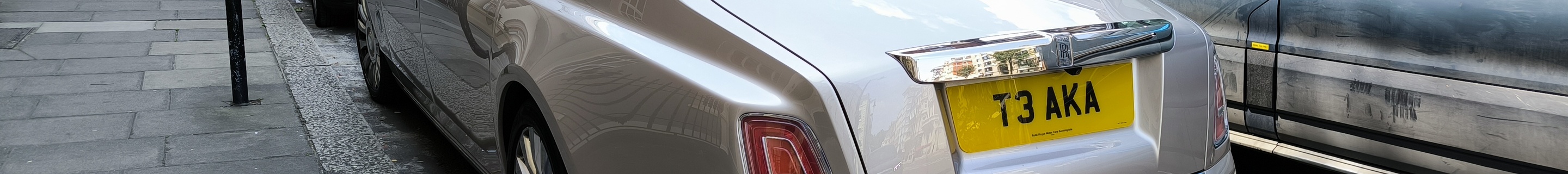 Rolls-Royce Phantom VIII EWB