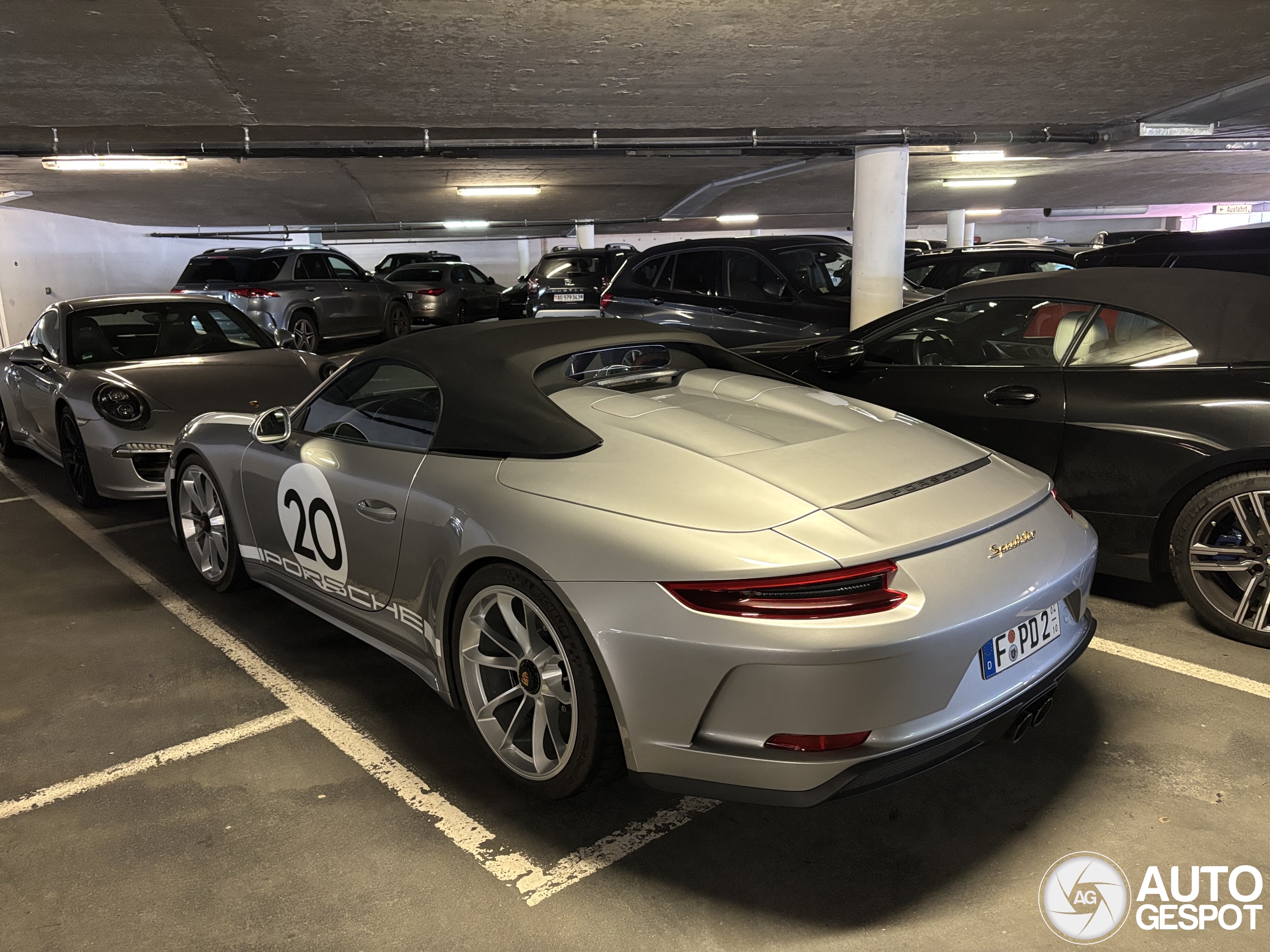 Porsche 991 Speedster Heritage Package