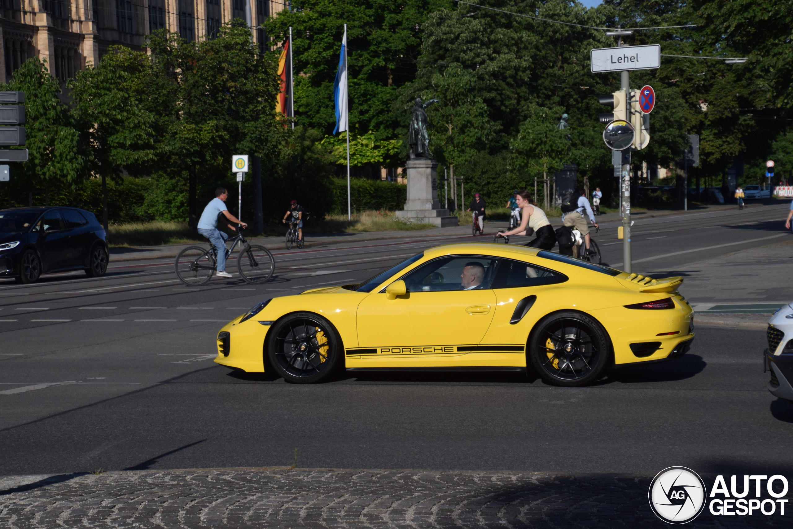 Porsche 991 Turbo S MkI