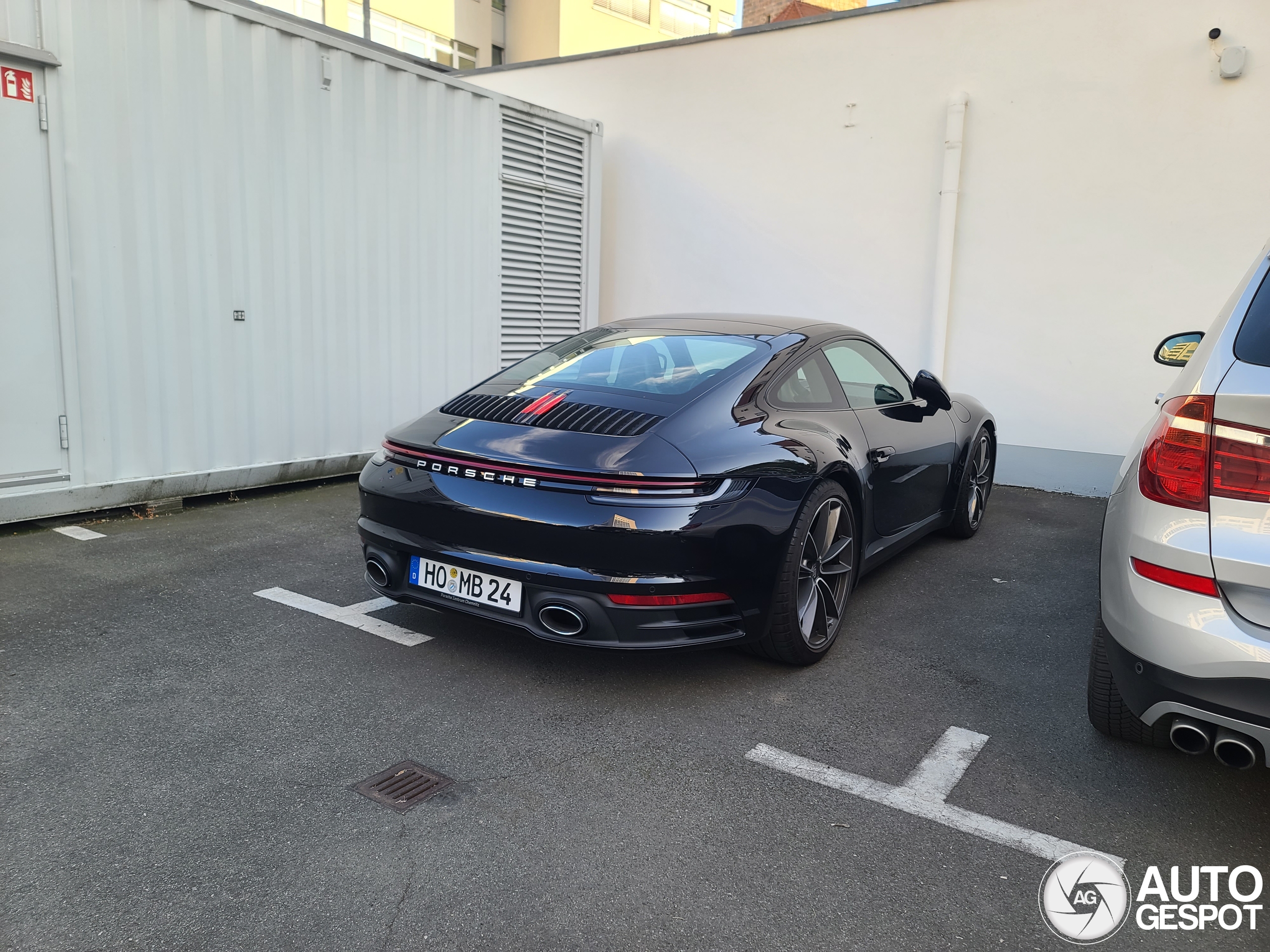 Porsche 992 Carrera 4S