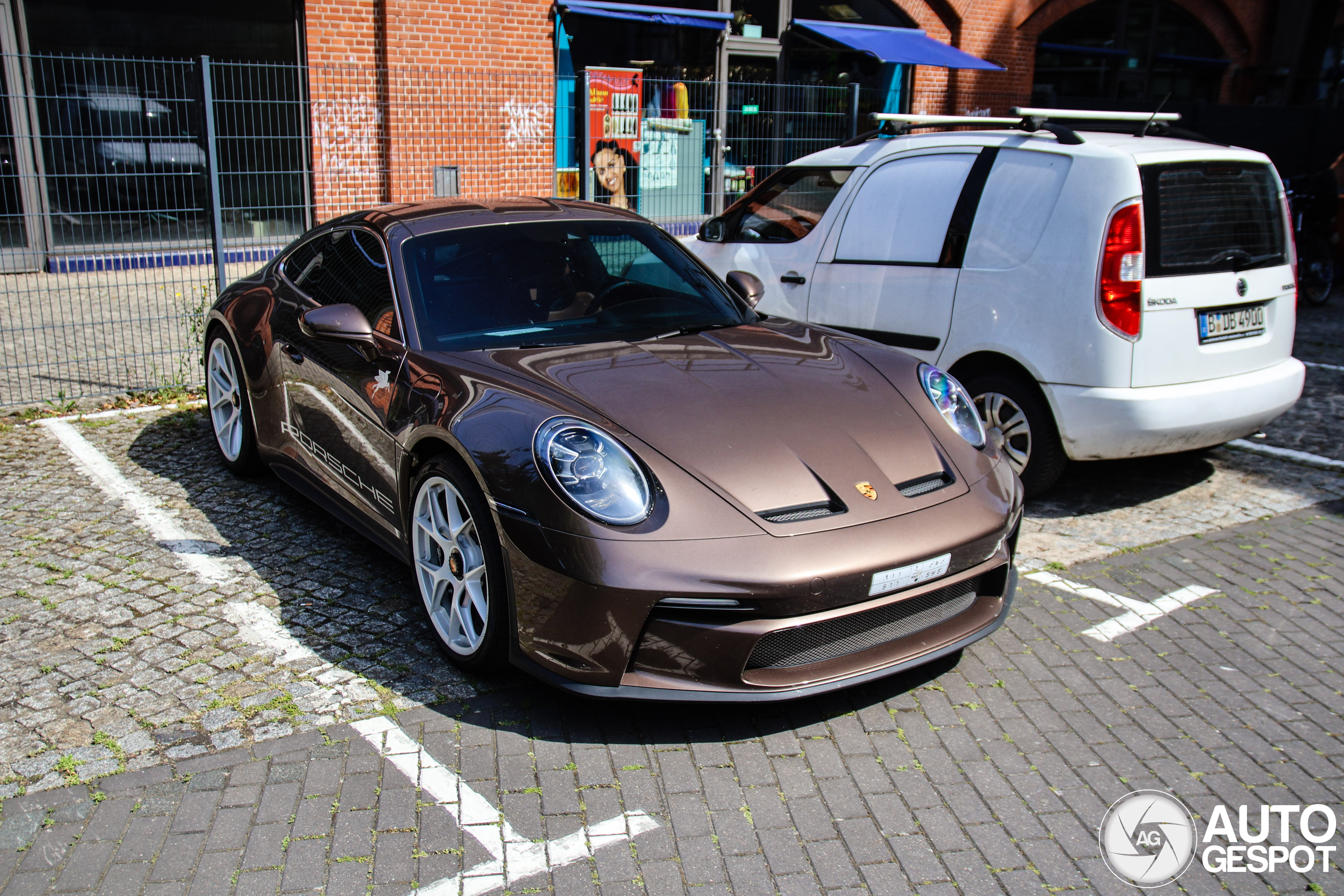 Porsche 992 S/T