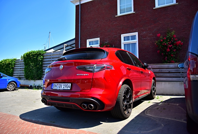 Alfa Romeo Stelvio Quadrifoglio 2023