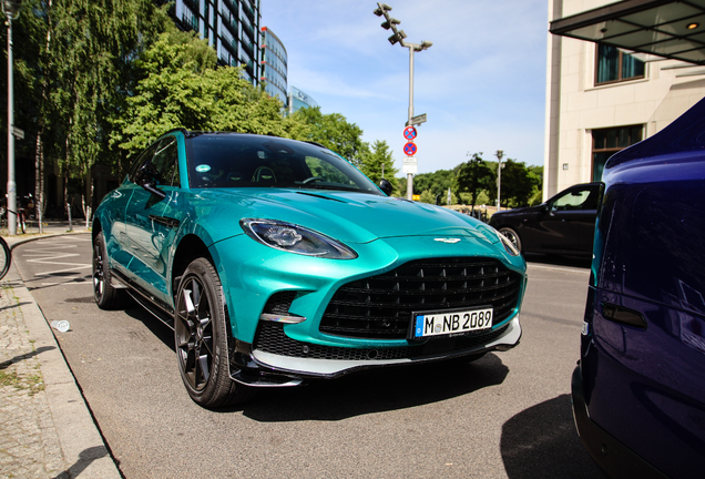 Aston Martin DBX707 AMR Edition