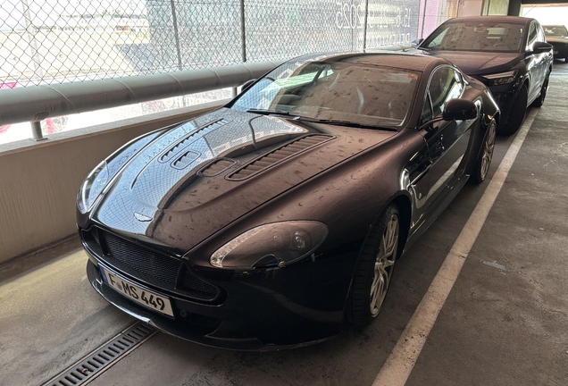 Aston Martin V12 Vantage S