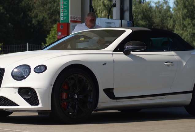 Bentley Continental GTC V8 S 2023