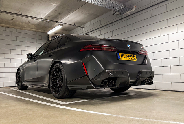 BMW M5 G90