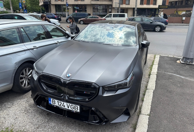 BMW M5 G90
