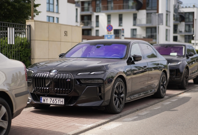 BMW M760e xDrive