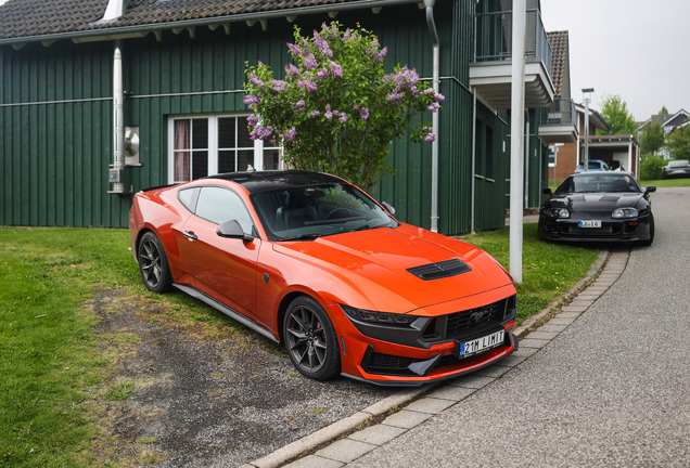 Ford Mustang Dark Horse 2024