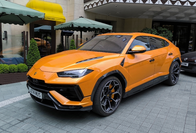 Lamborghini Urus Performante