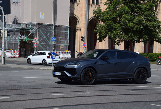 Lamborghini Urus SE