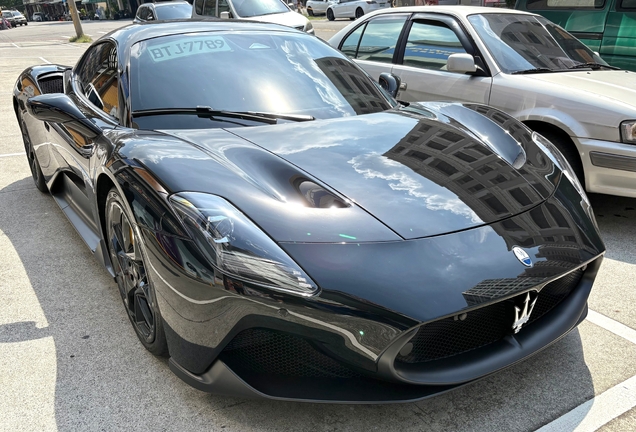 Maserati MC20