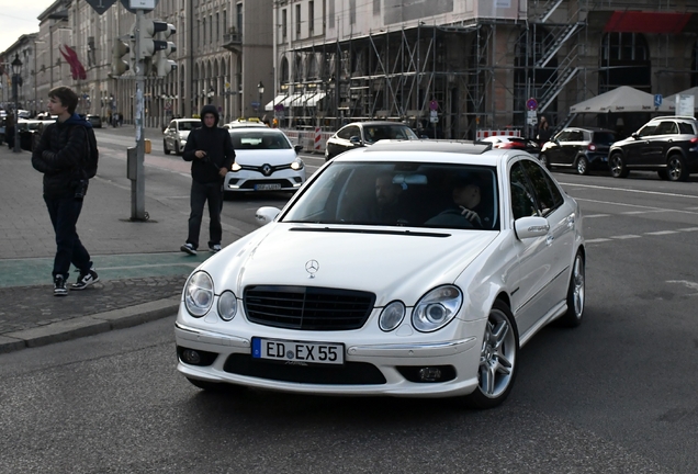 Mercedes-Benz E 55 AMG