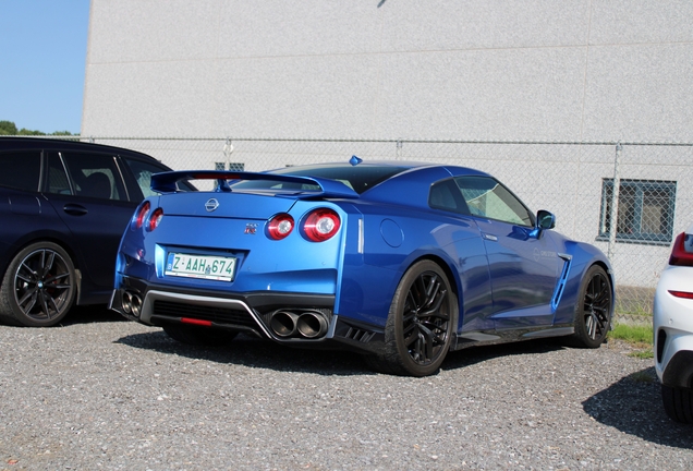 Nissan GT-R 2017
