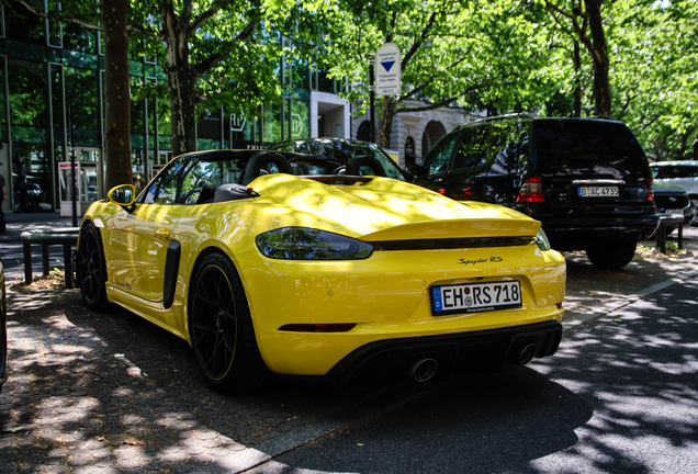 Porsche 718 Spyder RS