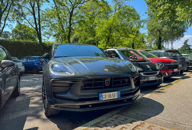 Porsche 95B Macan GTS MkIII