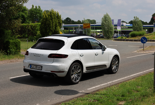 Porsche 95B Macan Turbo