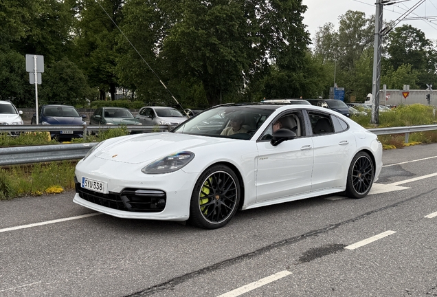 Porsche 971 Panamera Turbo S E-Hybrid
