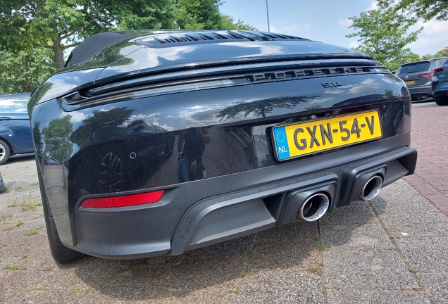 Porsche 992 Carrera 4 GTS Cabriolet MkII