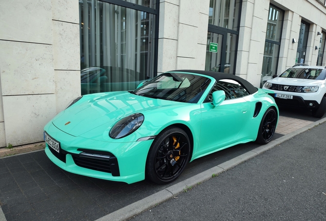 Porsche 992 Turbo S Cabriolet