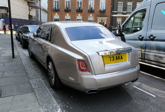 Rolls-Royce Phantom VIII EWB