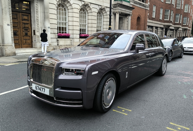 Rolls-Royce Phantom VIII EWB Series II