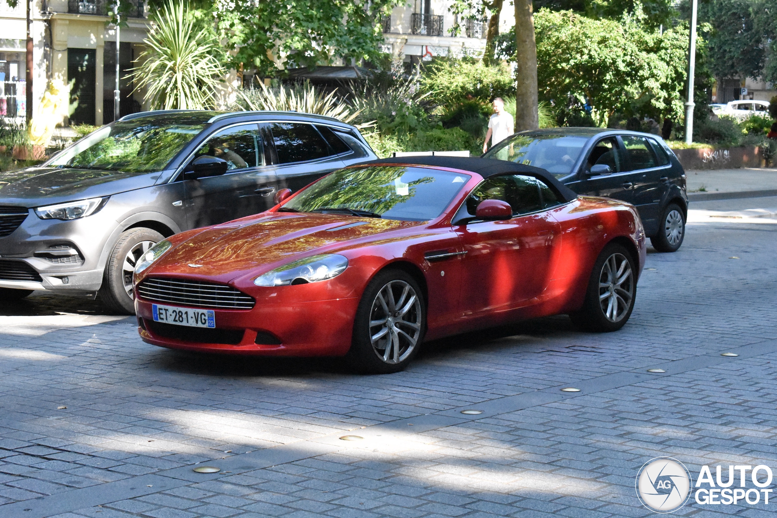 Aston Martin DB9 Volante