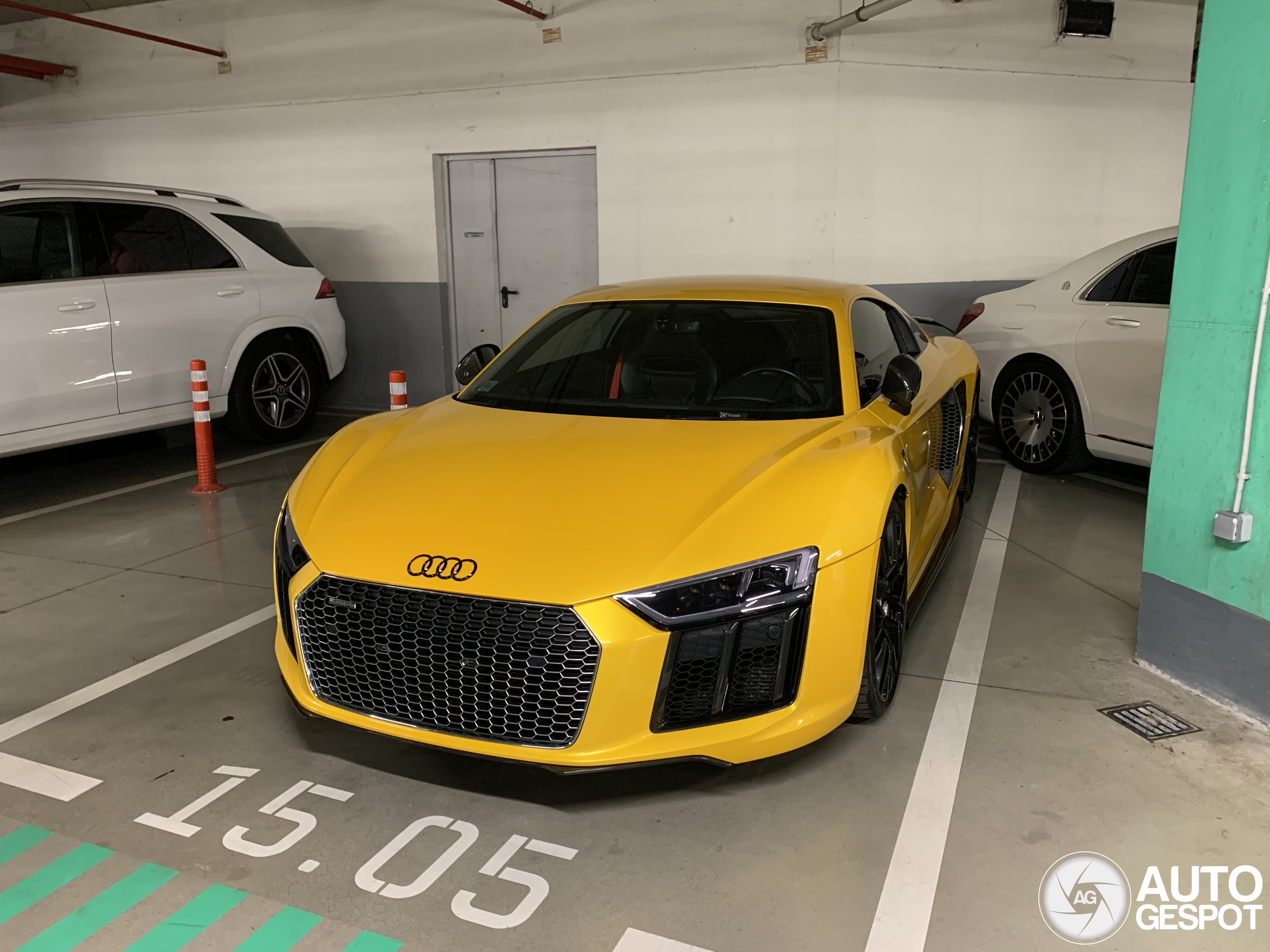 Audi R8 V10 Plus 2015