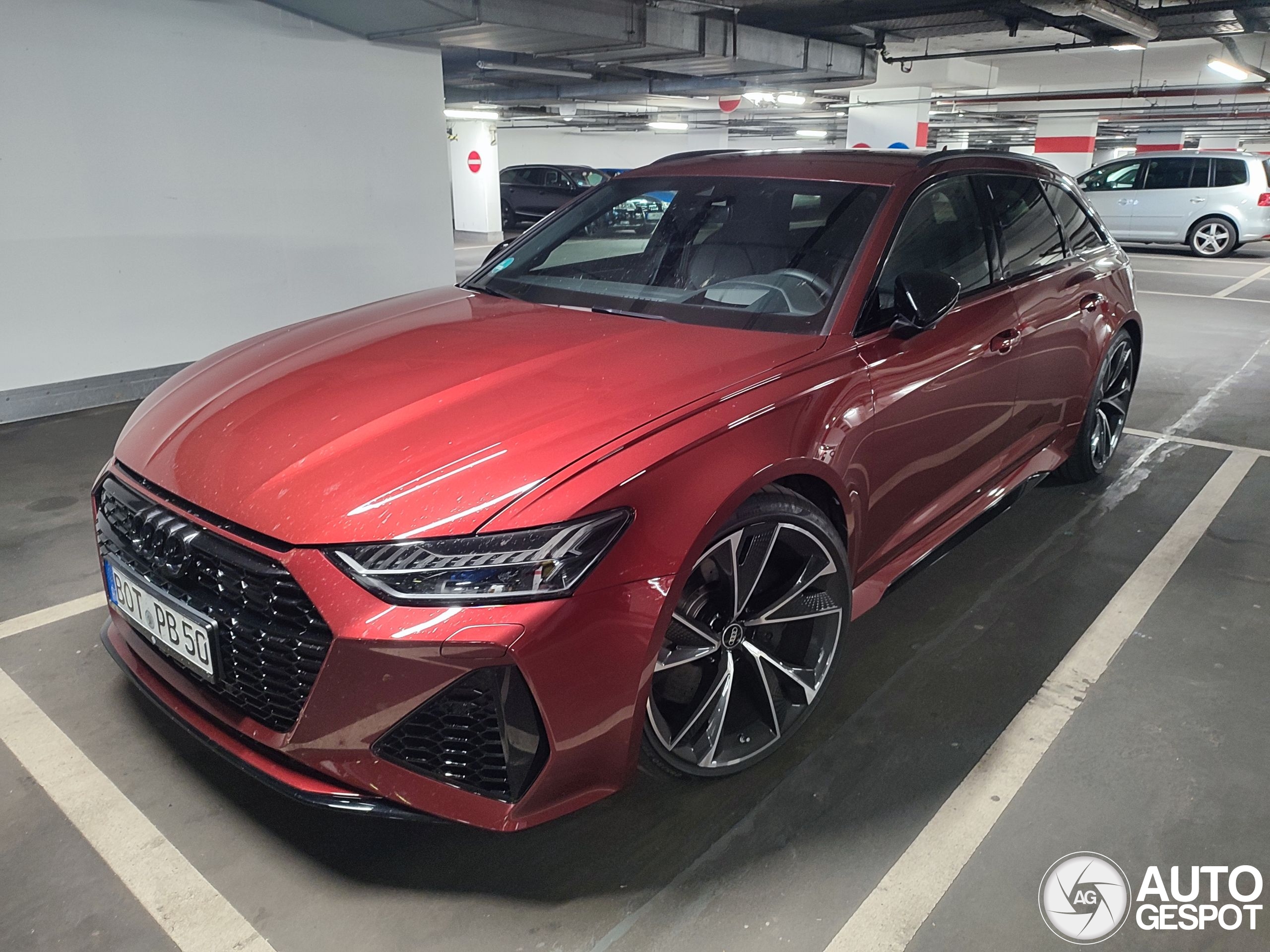 Audi RS6 Avant C8