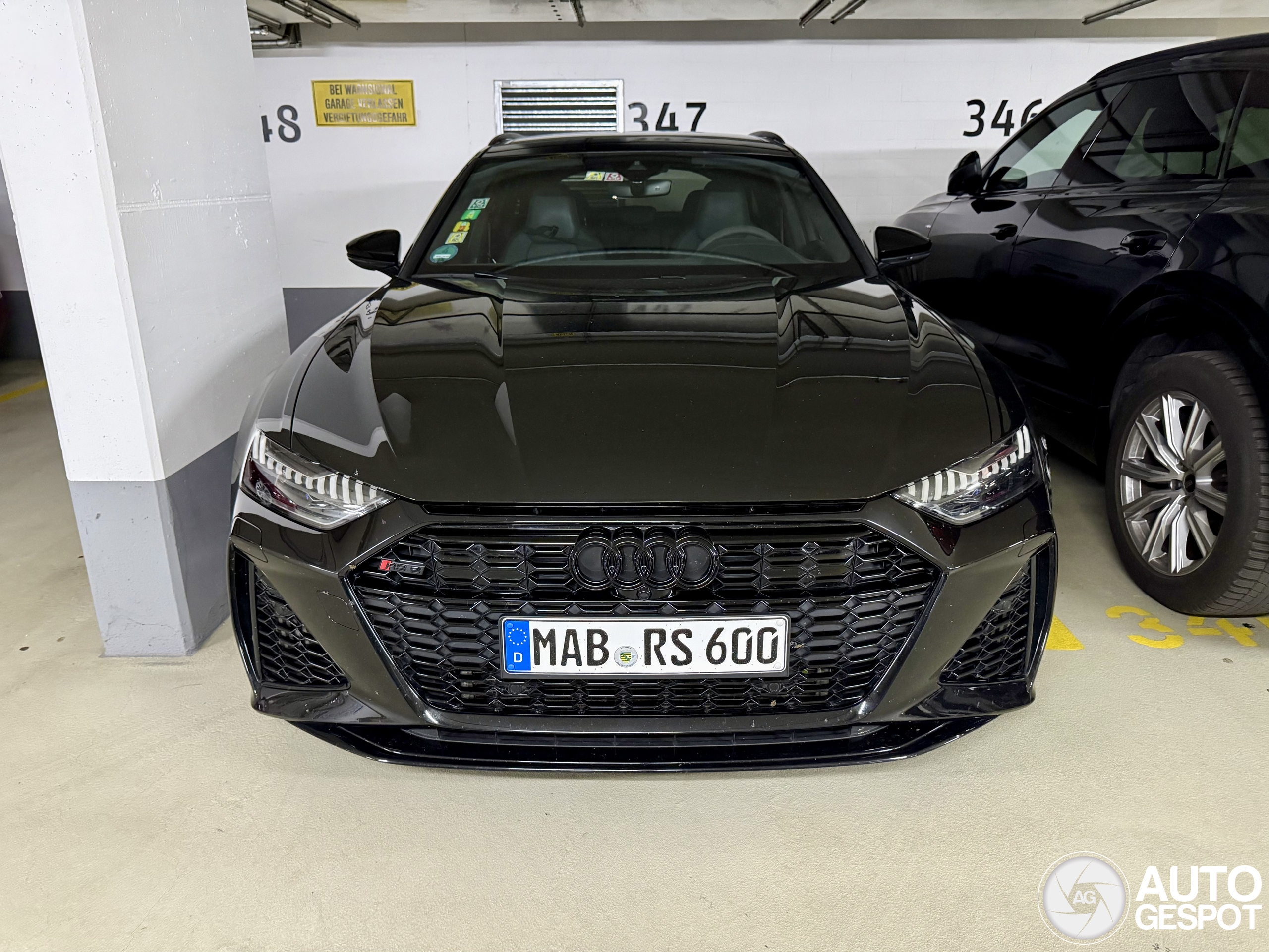 Audi RS6 Avant C8