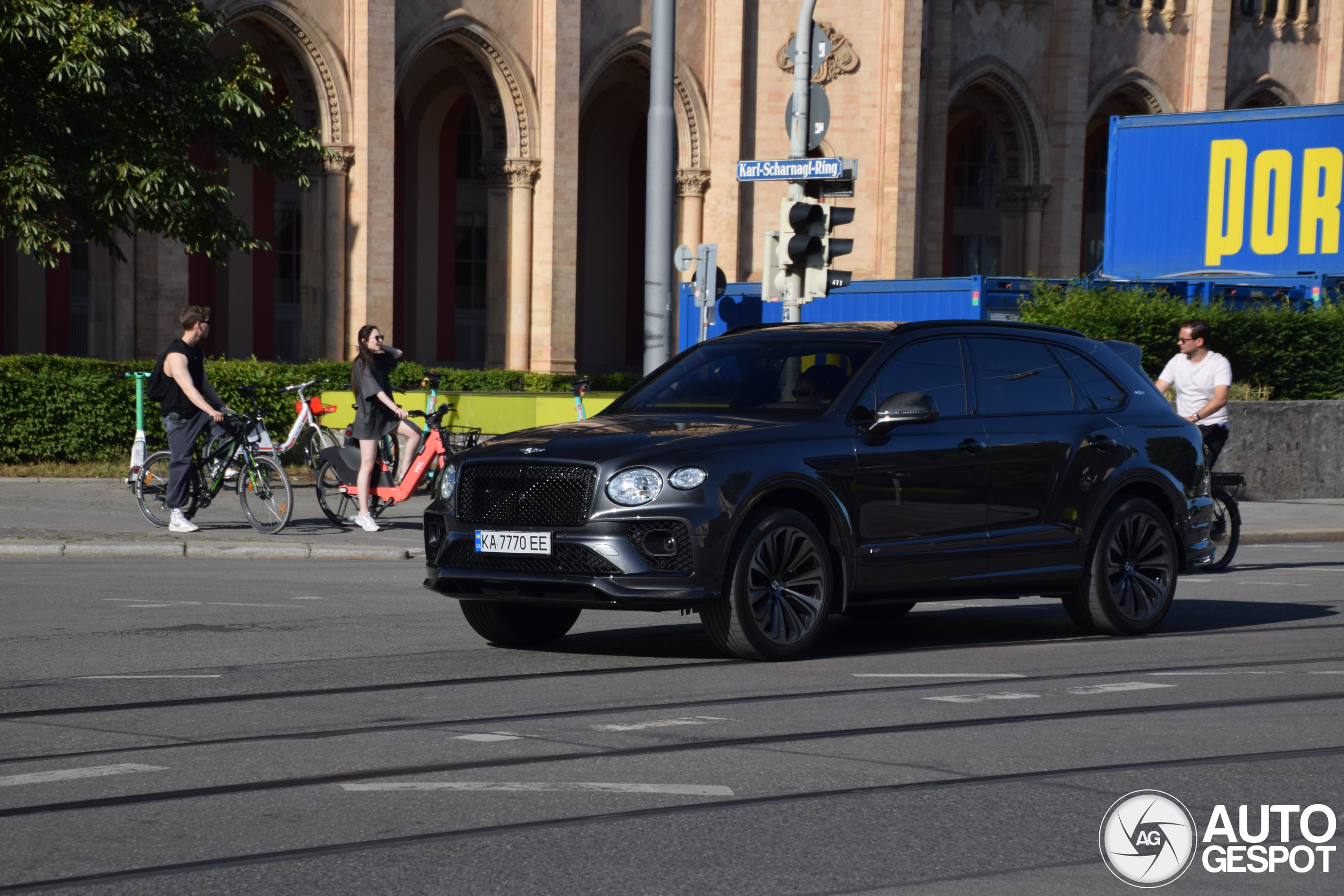 Bentley Bentayga V8 2021 First Edition