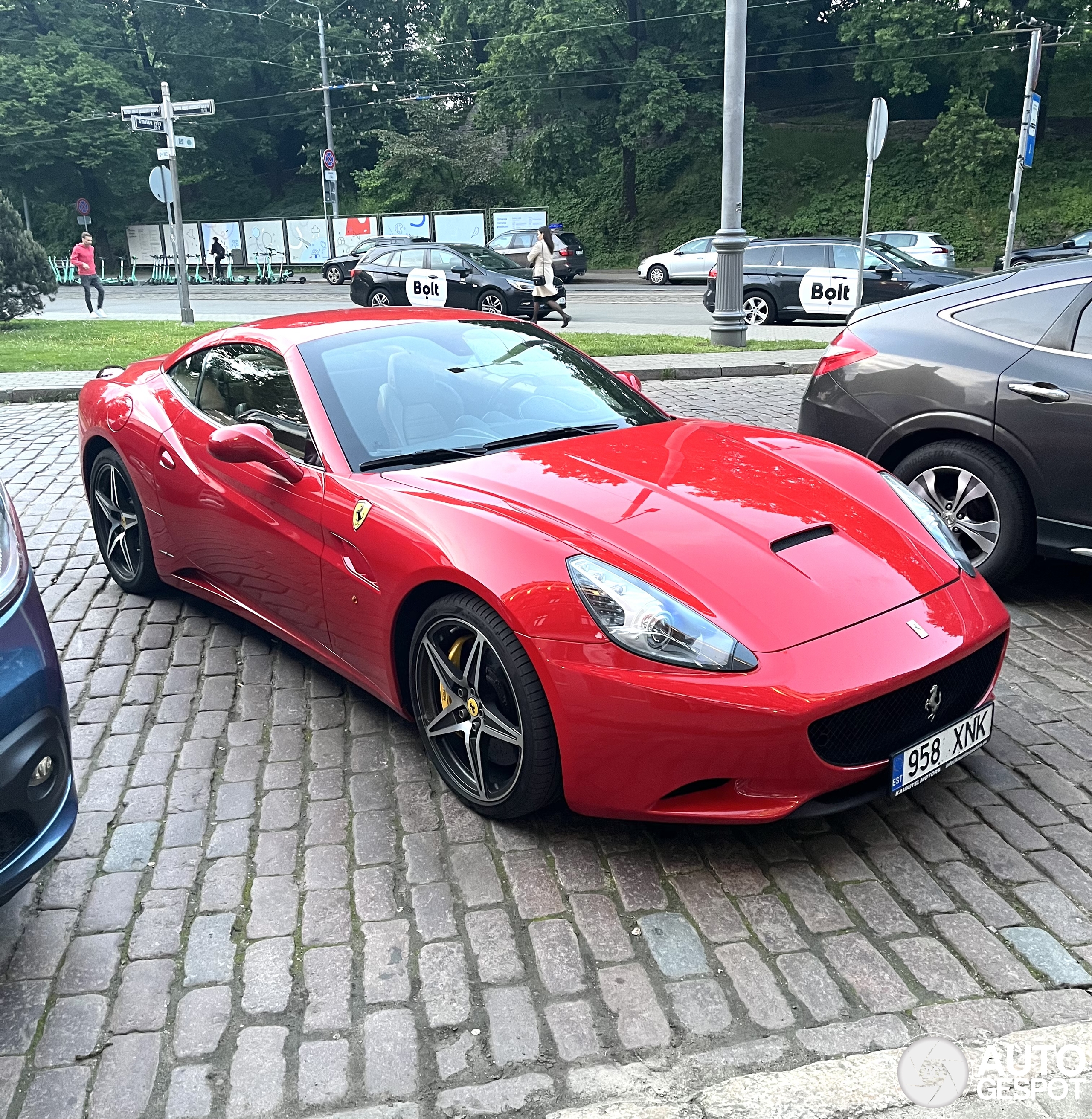 Ferrari California
