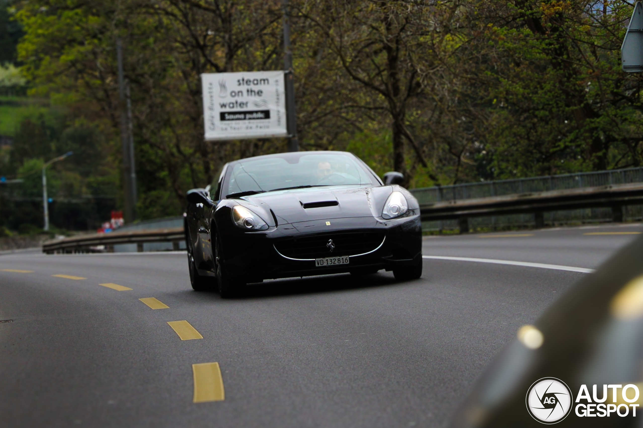 Ferrari California