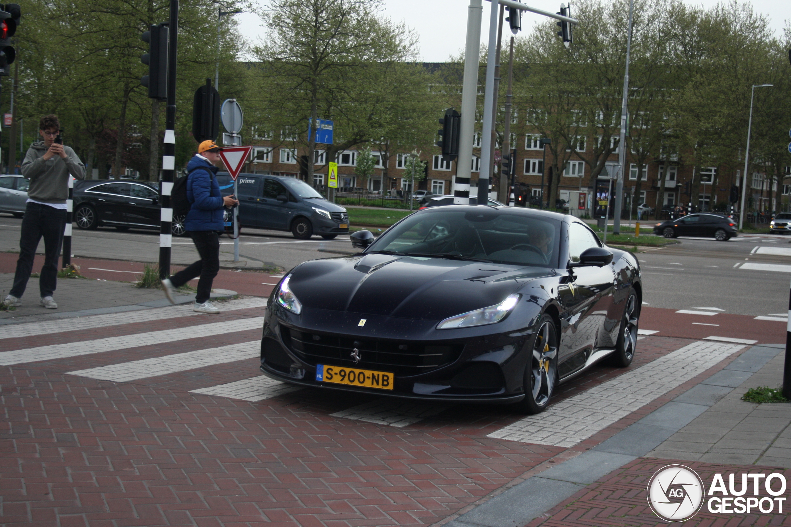 Ferrari Portofino M