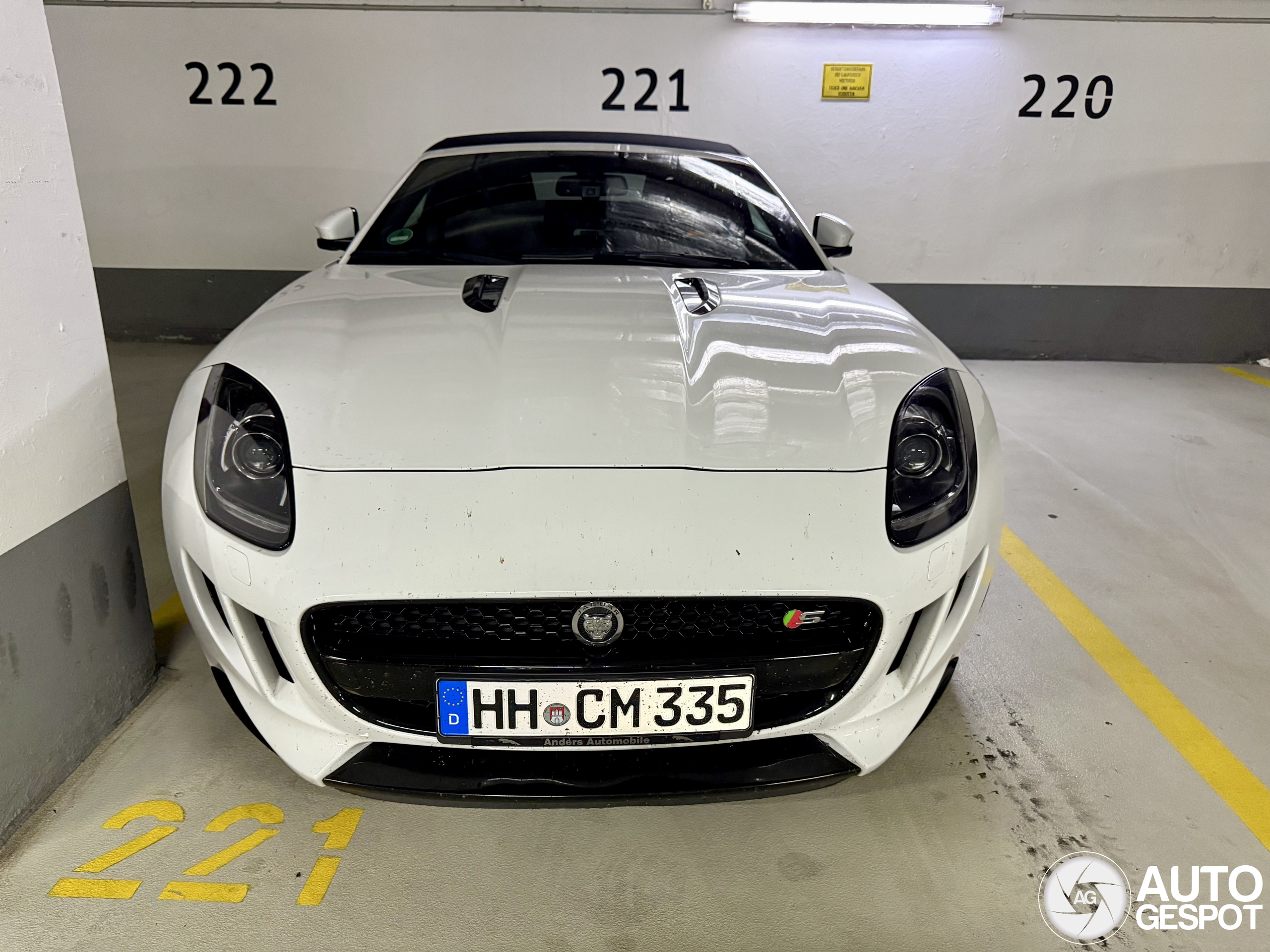 Jaguar F-TYPE S V8 Convertible