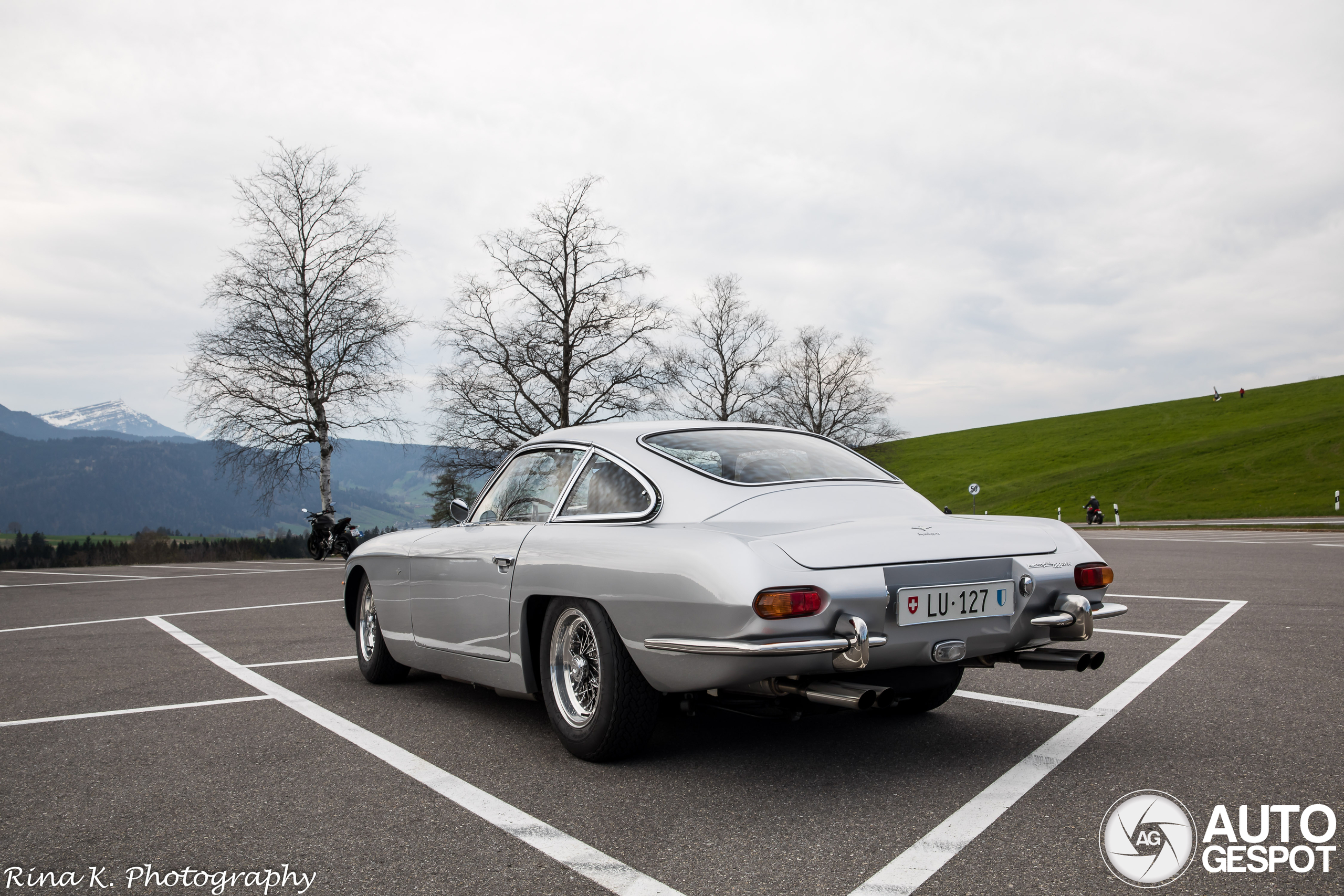 Lamborghini 400 GT 2+2