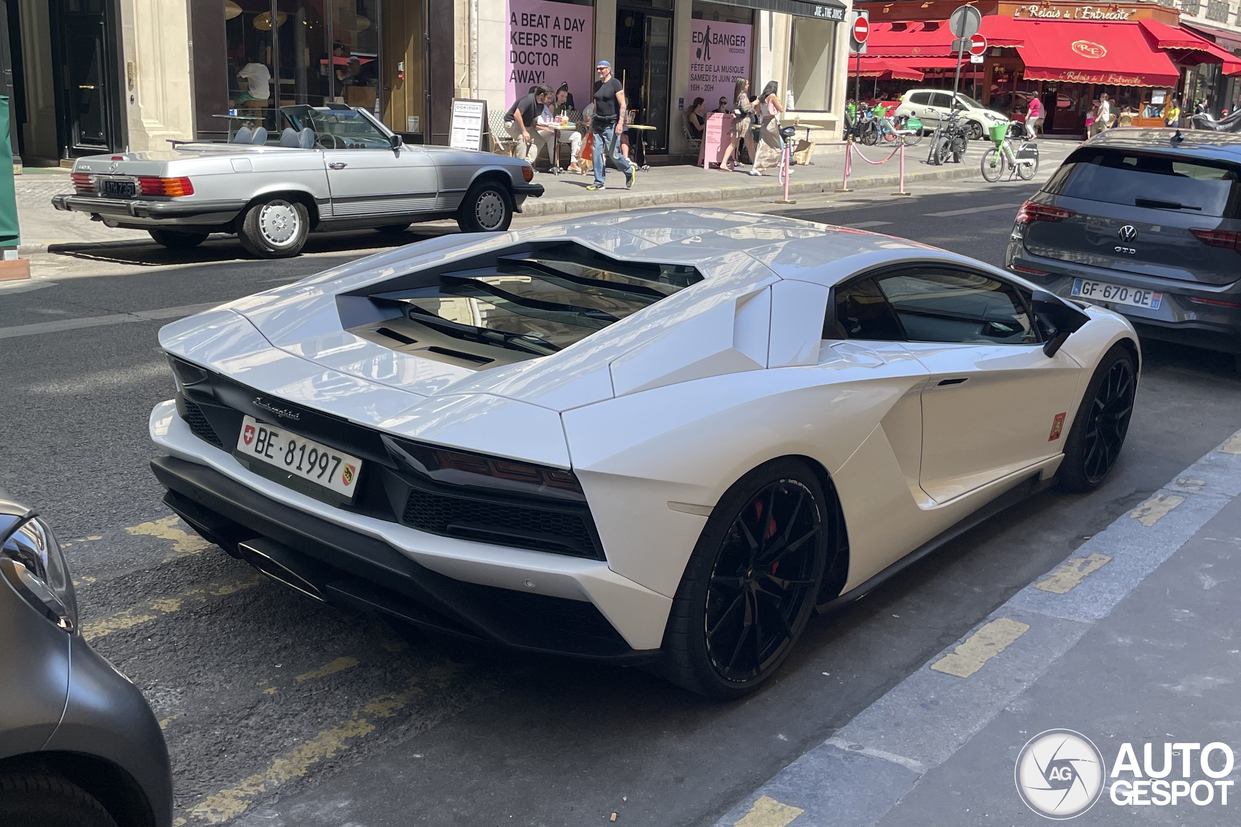 Lamborghini Aventador S LP740-4