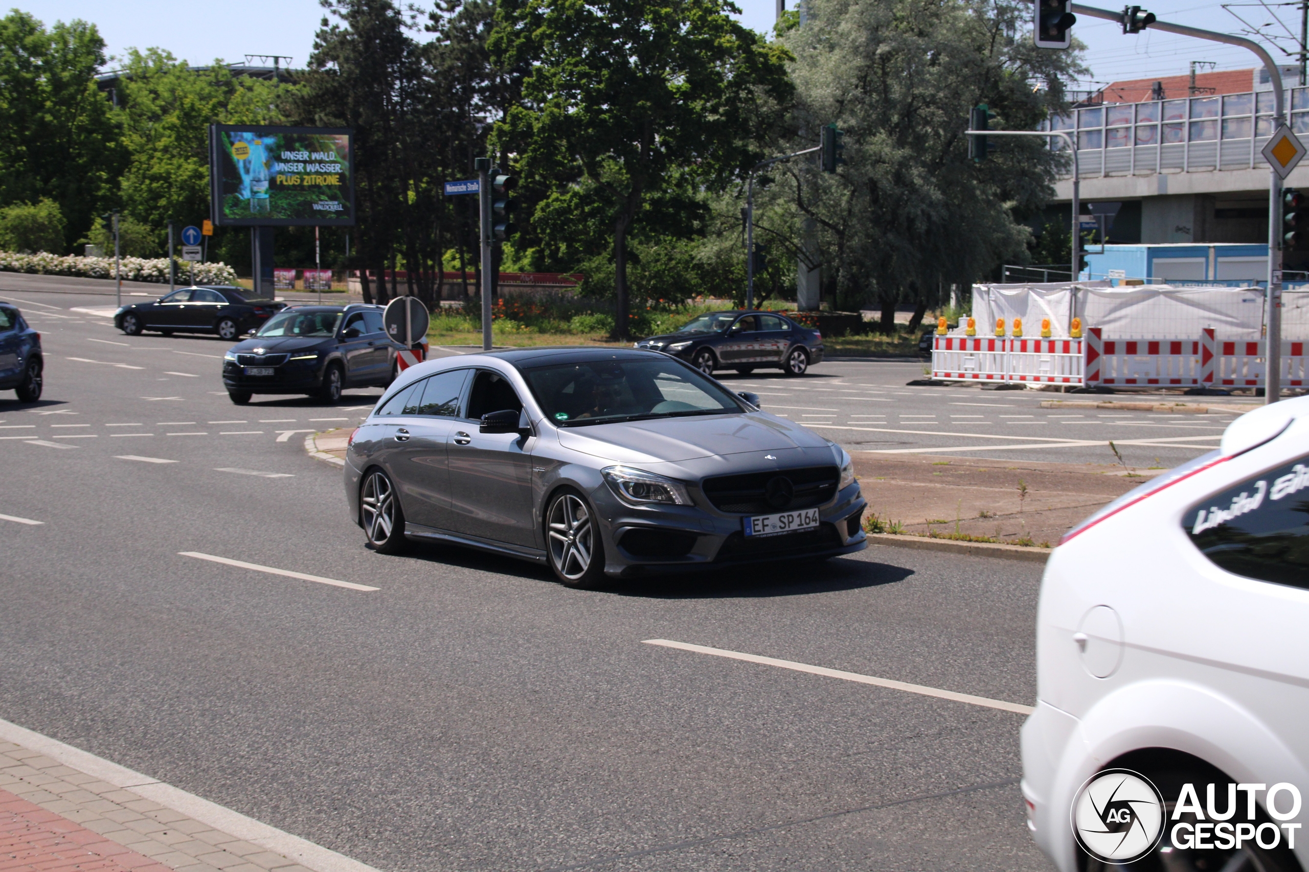 Mercedes-Benz CLA 45 AMG Shooting Brake
