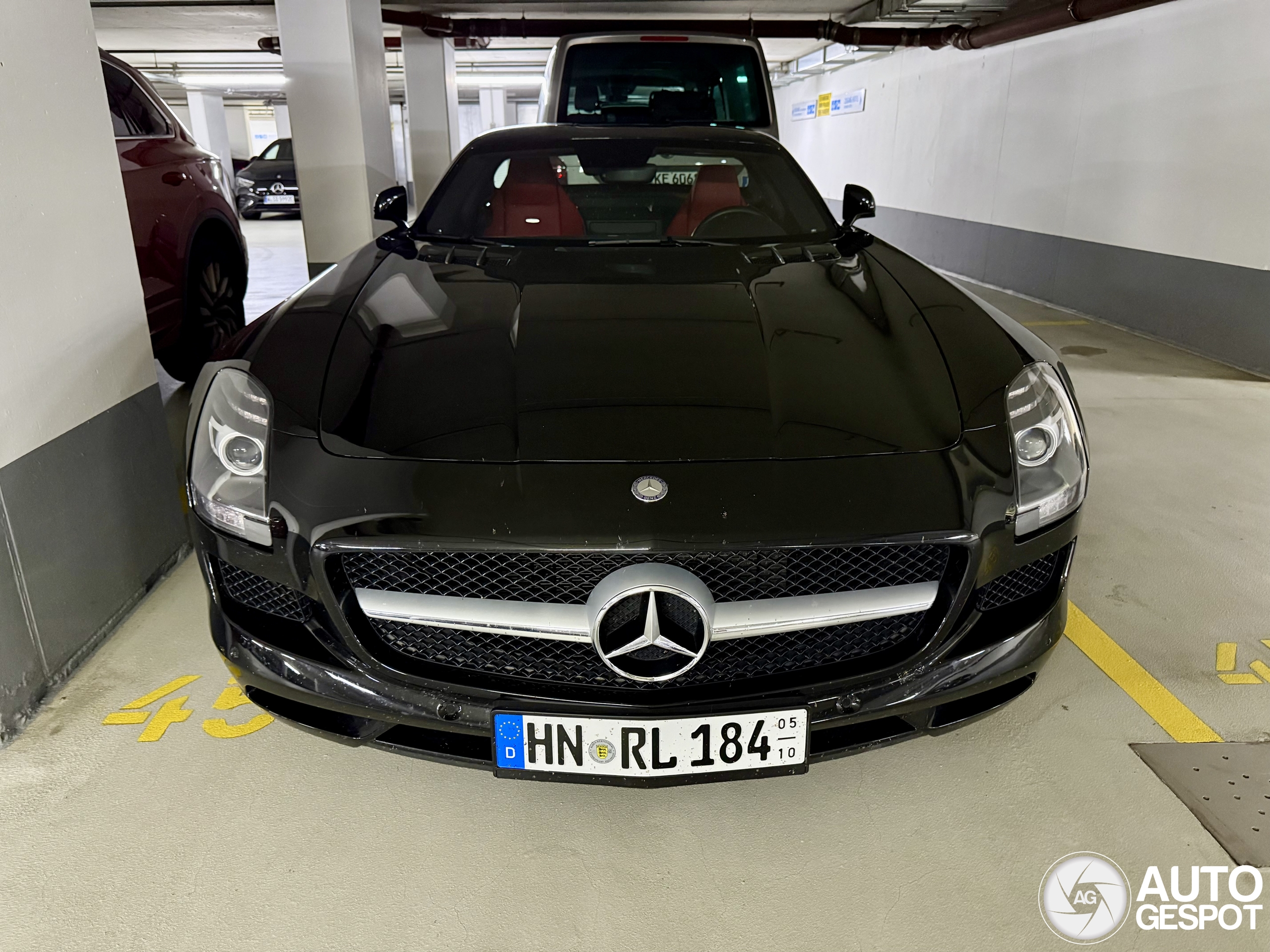 Mercedes-Benz SLS AMG